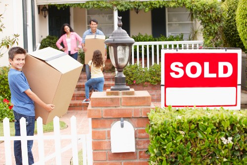 Packing and loading service for homes and flats in Ladbroke Grove